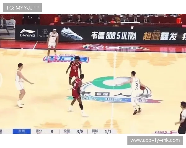 迪亚洛暴力打球风格引发冲突，球迷质疑其角色